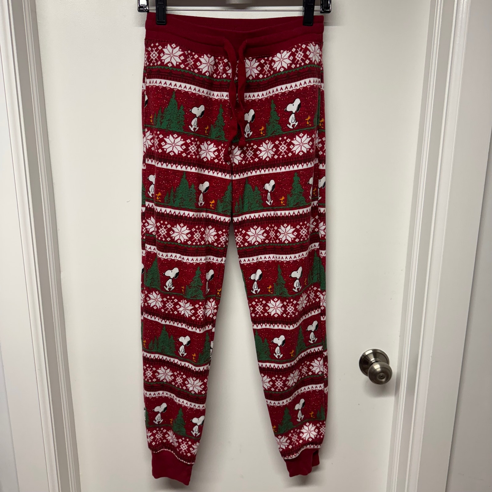 American Eagle Snoopy Peanuts Red Christmas Tree Pajama Pants Womens Size Xs